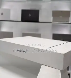 New Laptop Apple MacBook Air 8GB Apple M2 SSD 256GB