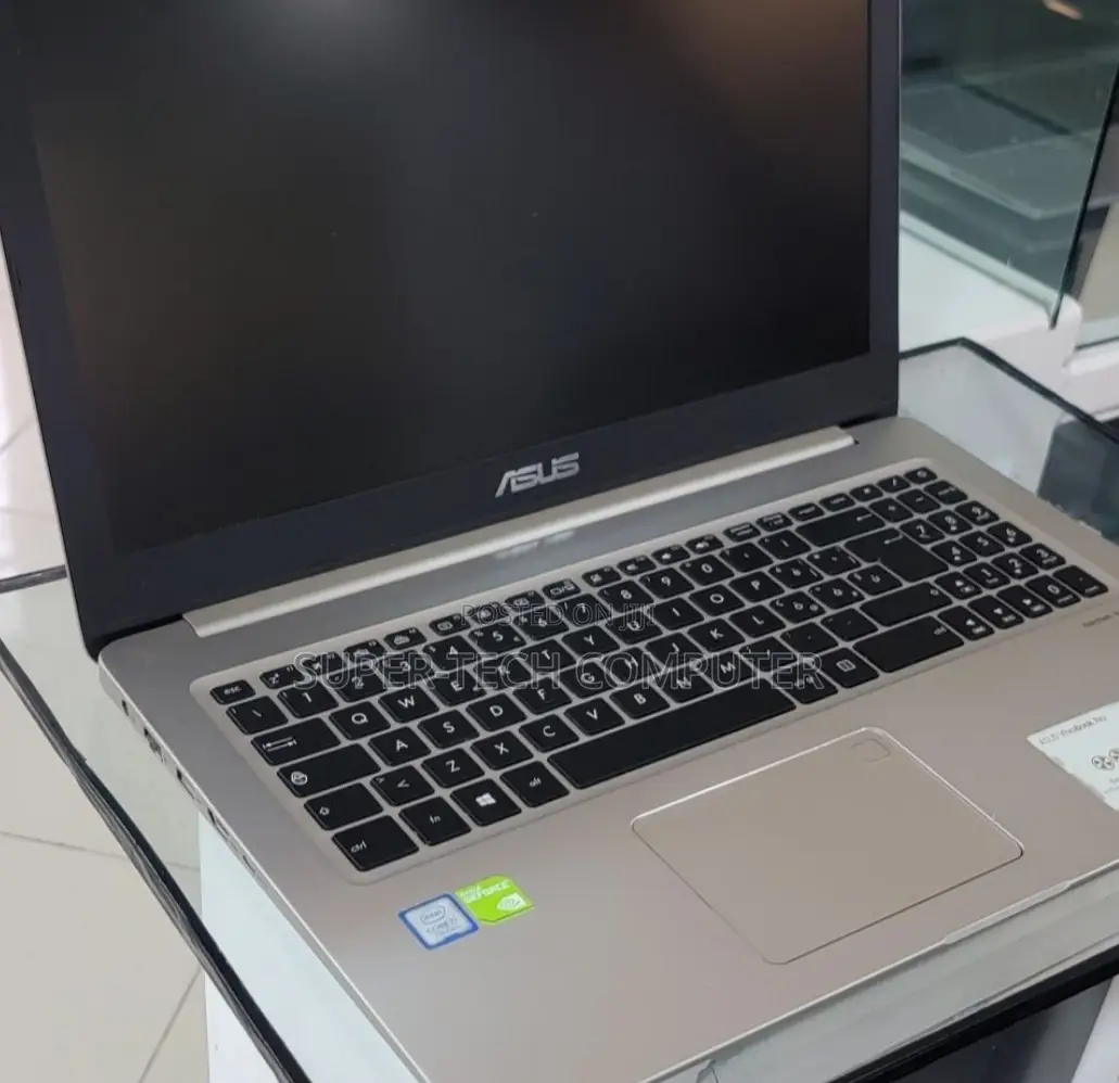 New Laptop Asus VivoBook S200E 8GB Intel Core I7 HDD 1T