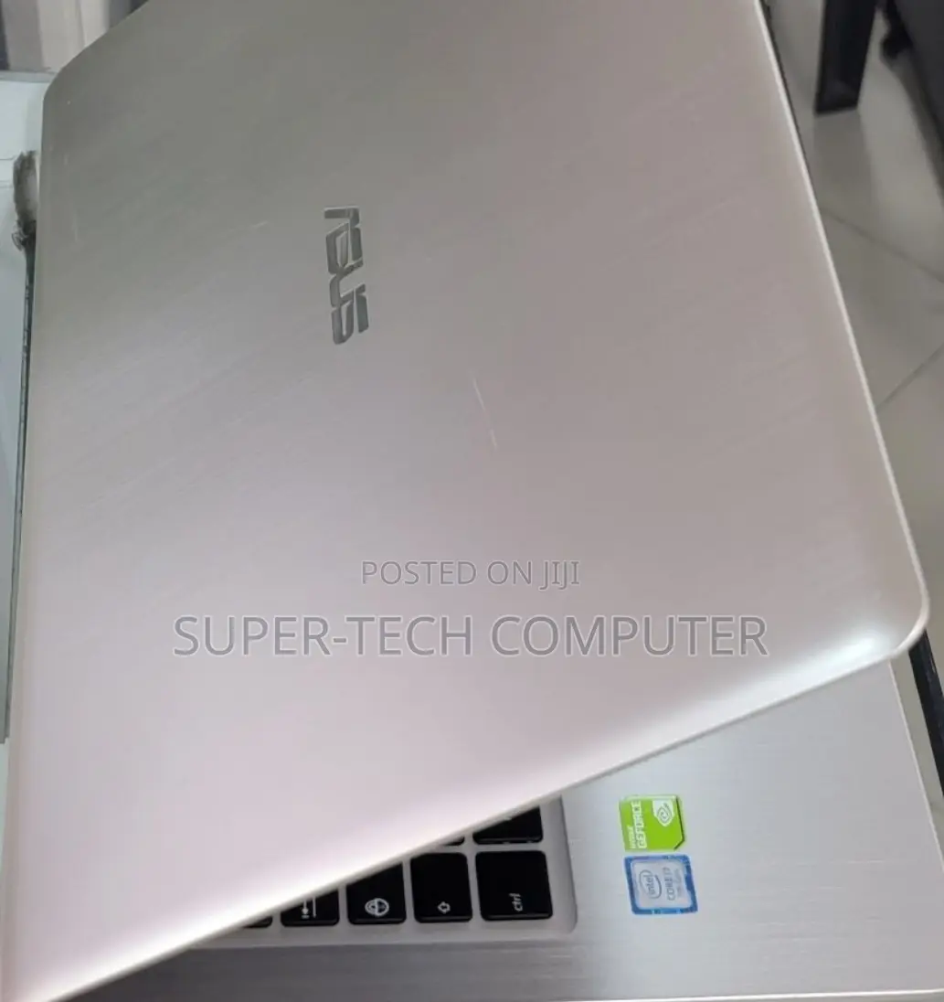 New Laptop Asus VivoBook S200E 8GB Intel Core I7 HDD 1T