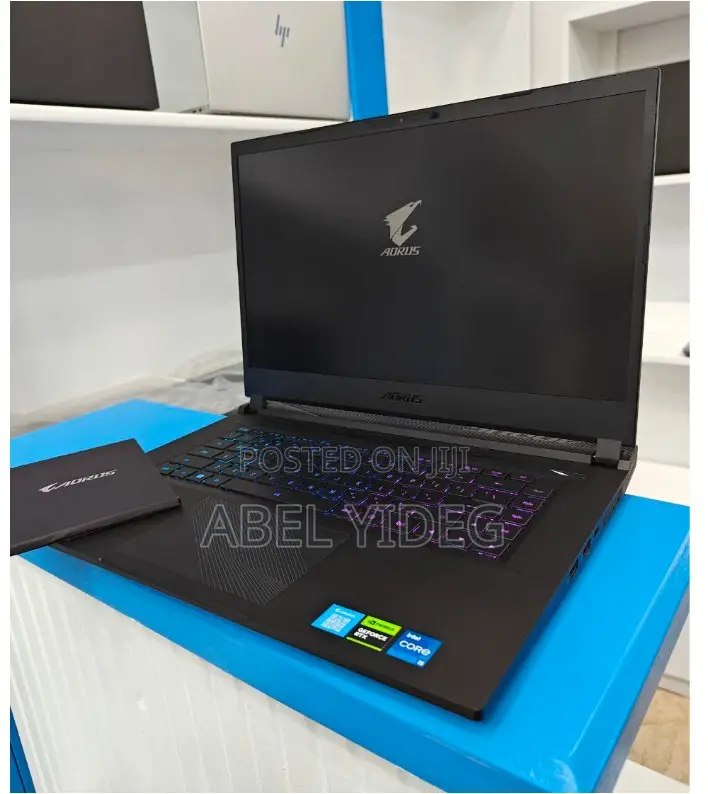 New Laptop Gigabyte Aorus 8GB Intel Core I5 SSD 512GB