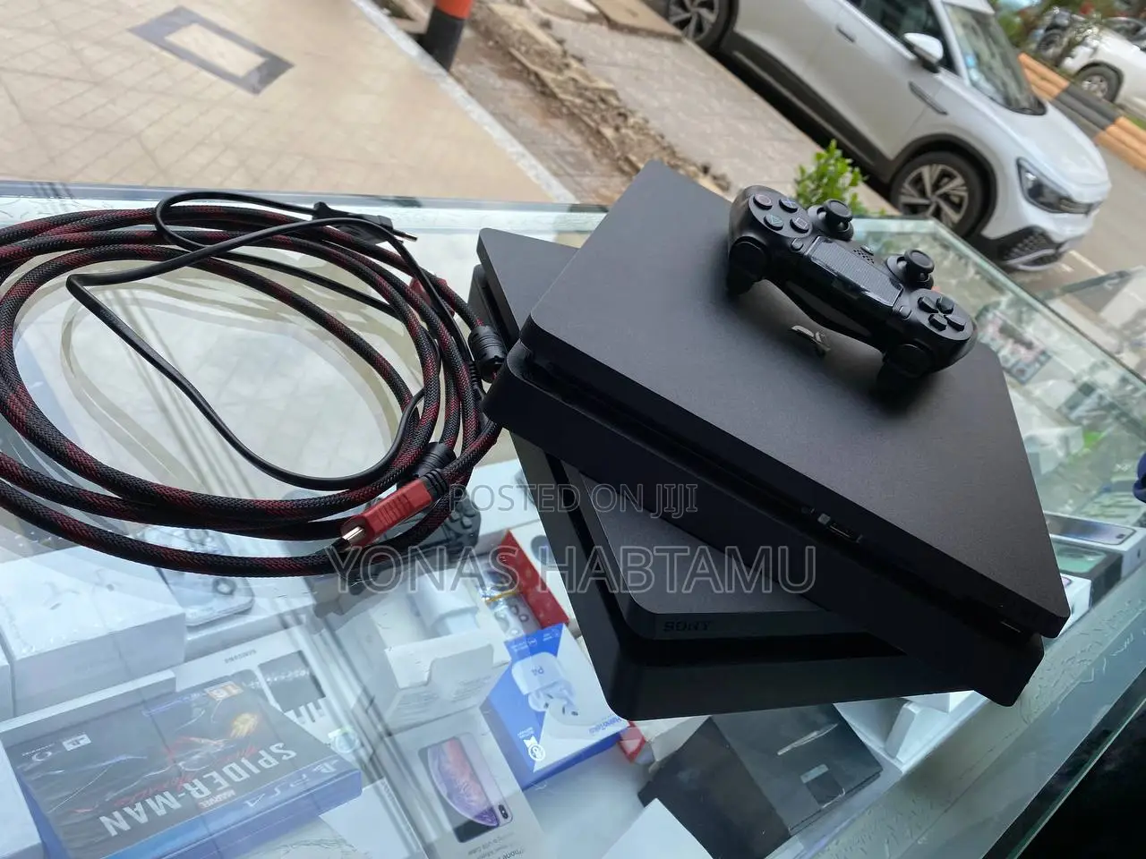 Playstation 4 Slim