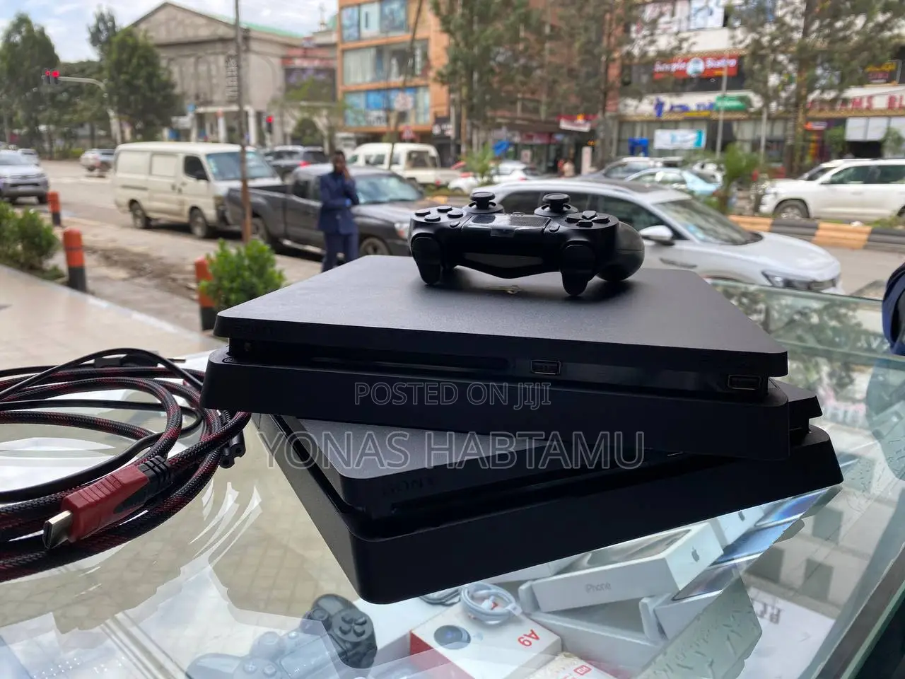 Playstation 4 Slim