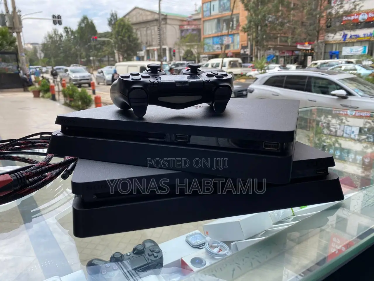 Playstation 4 Slim