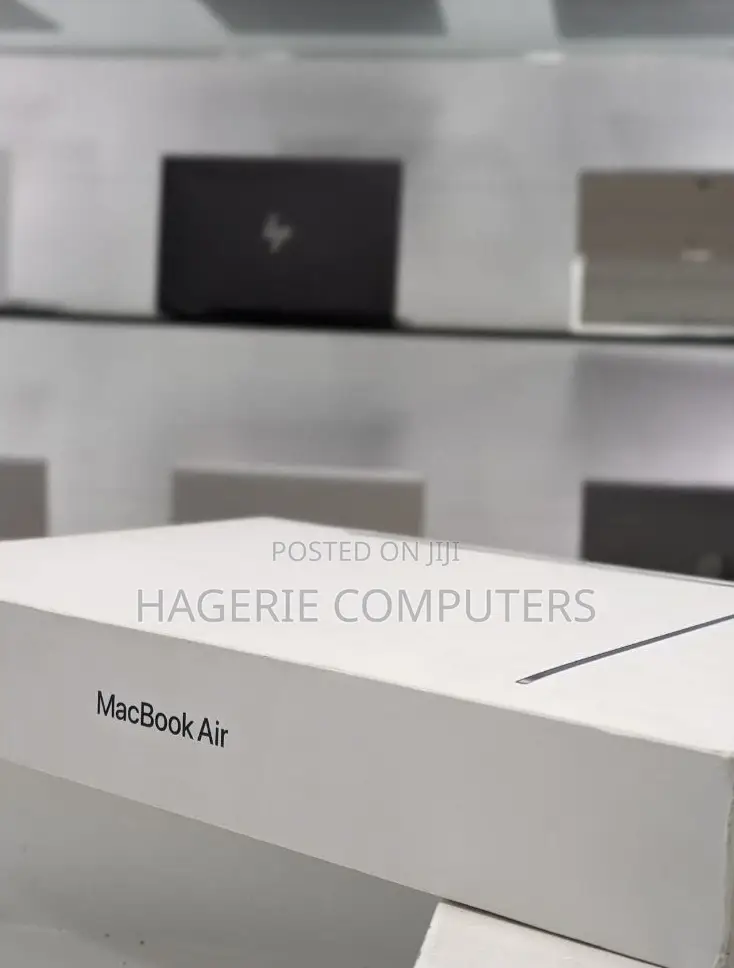 New Laptop Apple MacBook Air 2022 M2 8GB Apple M2 SSD 256GB