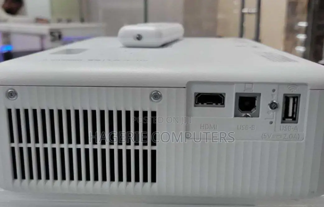 New Brand EPSON Projector Model Co-W01