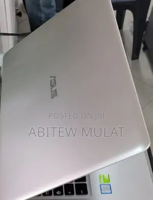 New Laptop Asus VivoBook 15 X505BA 8GB Intel Core I7 HDD 1T