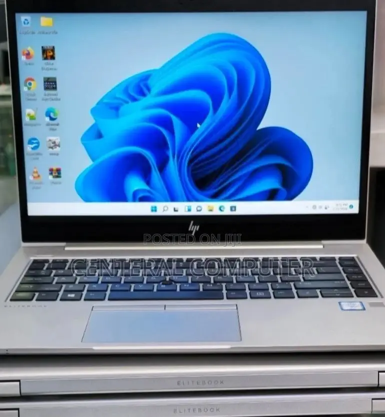 New Laptop HP 240 G5 16GB Intel Core I7 SSD 512GB