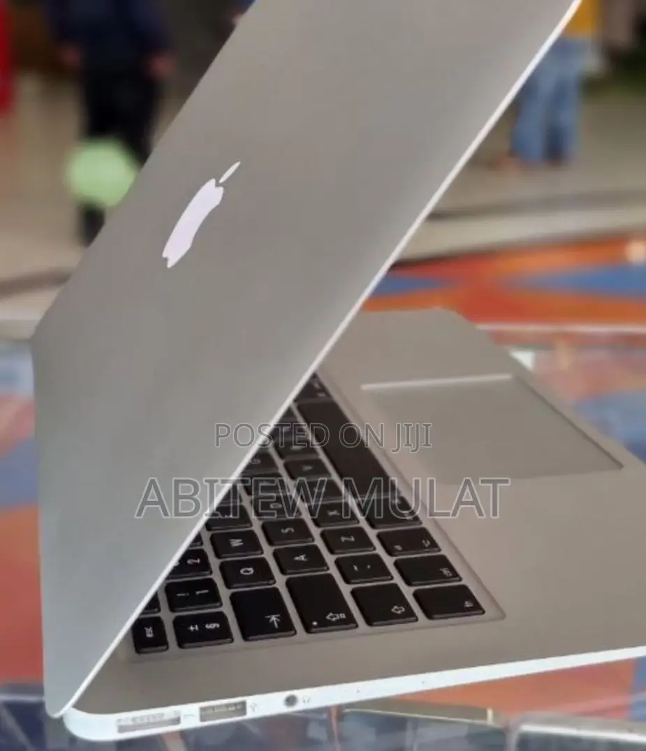 New Laptop Apple MacBook Air 2013 4GB Intel Core I5 SSD 256GB