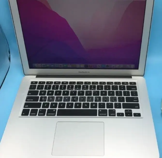 New Laptop Apple MacBook Air 2017 8GB Intel Core I5 SSD 128GB