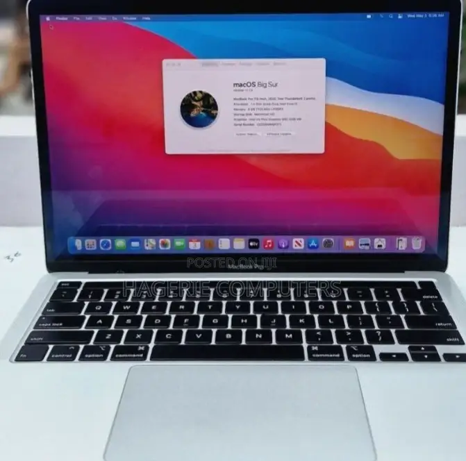 New Laptop Apple MacBook Pro 2019 8GB SSD 256GB