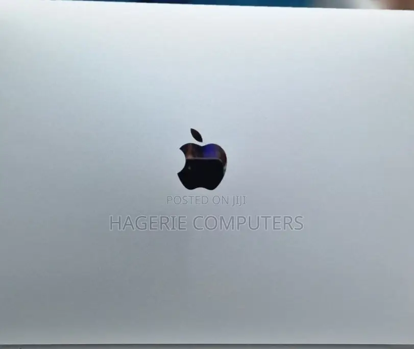 New Laptop Apple MacBook Pro 2019 8GB SSD 256GB