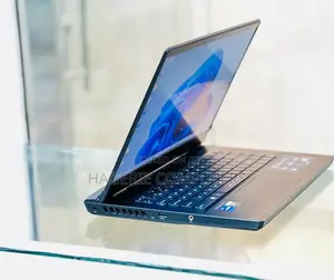 New Laptop MSI GP75 Leopard 16GB Intel Core I7 SSD 1T