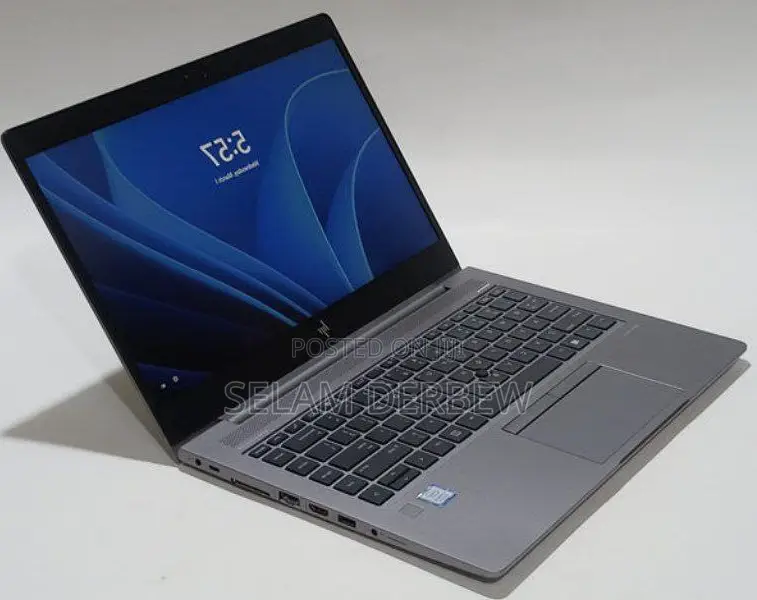 New Laptop HP ZBook Studio G5 8GB Intel Core I5 SSD 256GB
