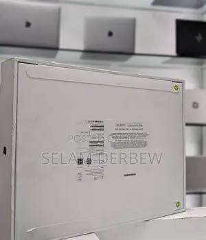 New Laptop Apple MacBook Air 2022 M2 8GB Apple M2 SSD 256GB