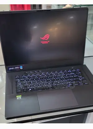 New Laptop Asus ROG Zephyrus G15 16GB AMD Ryzen 9 SSD 512GB