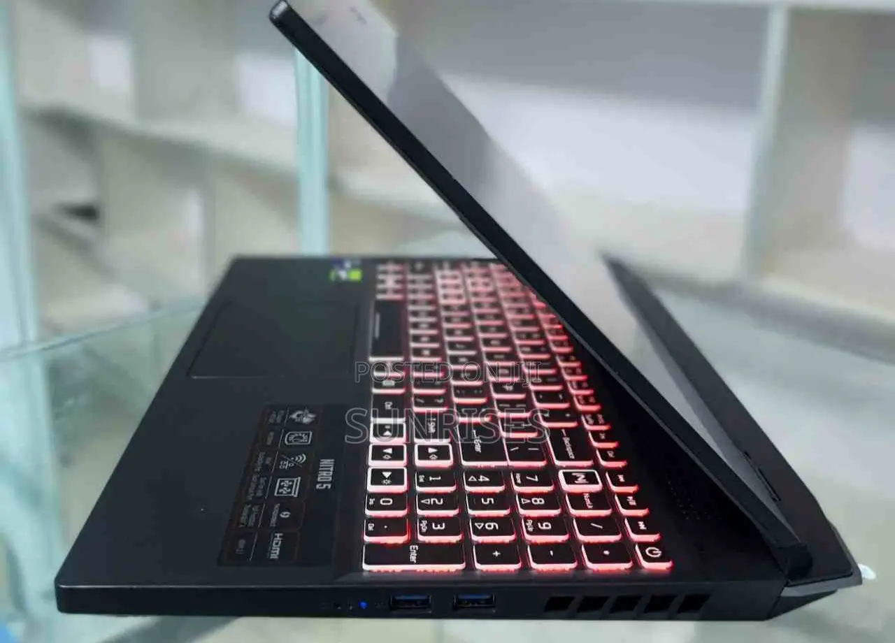New Laptop Acer Nitro 5 16GB Intel Core I9 SSD 512GB