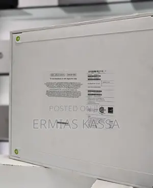 New Laptop Apple MacBook Air 2022 M2 8GB Apple M2 SSD 256GB