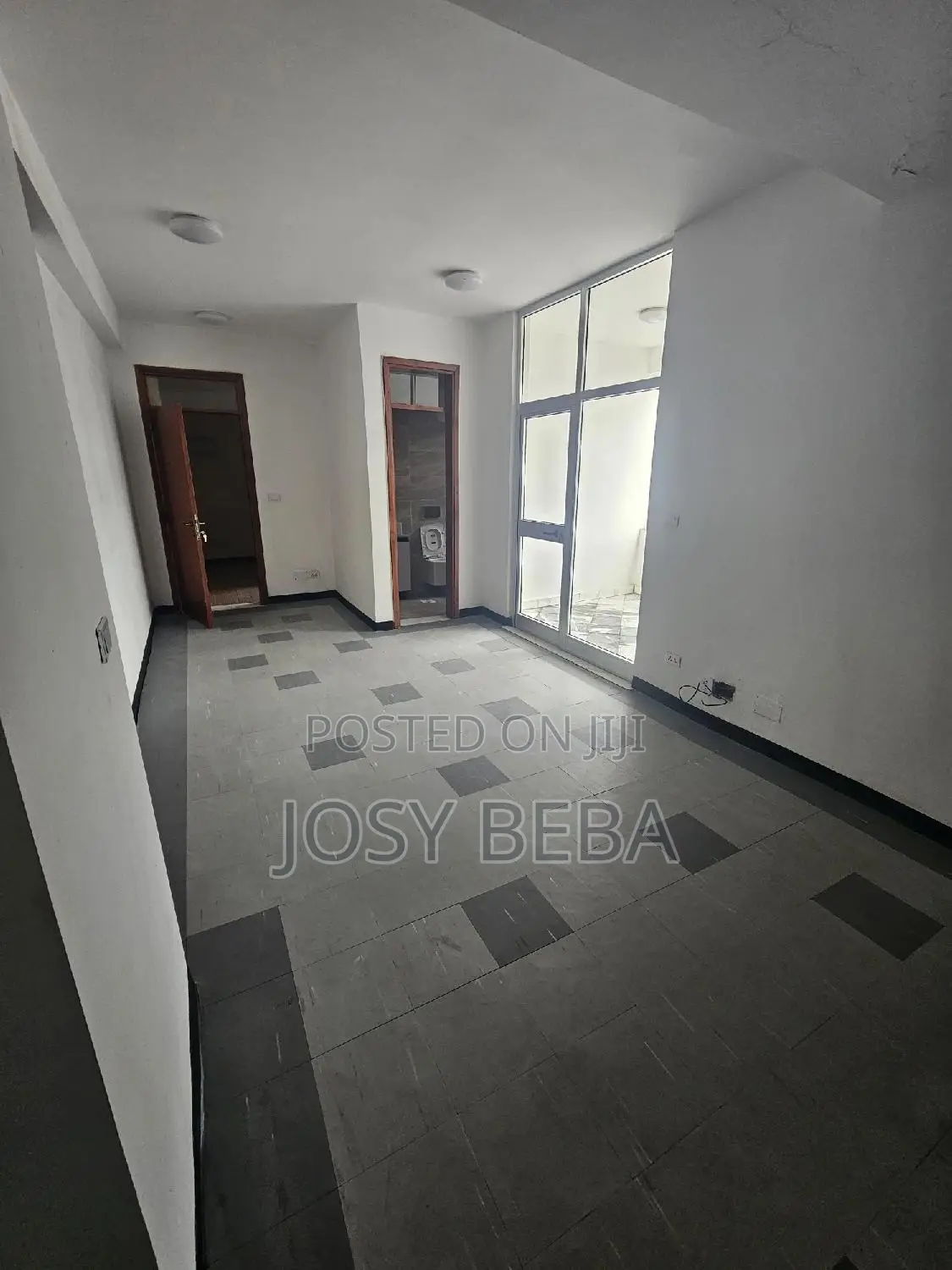 5bdrm Apartment in Bole for rent