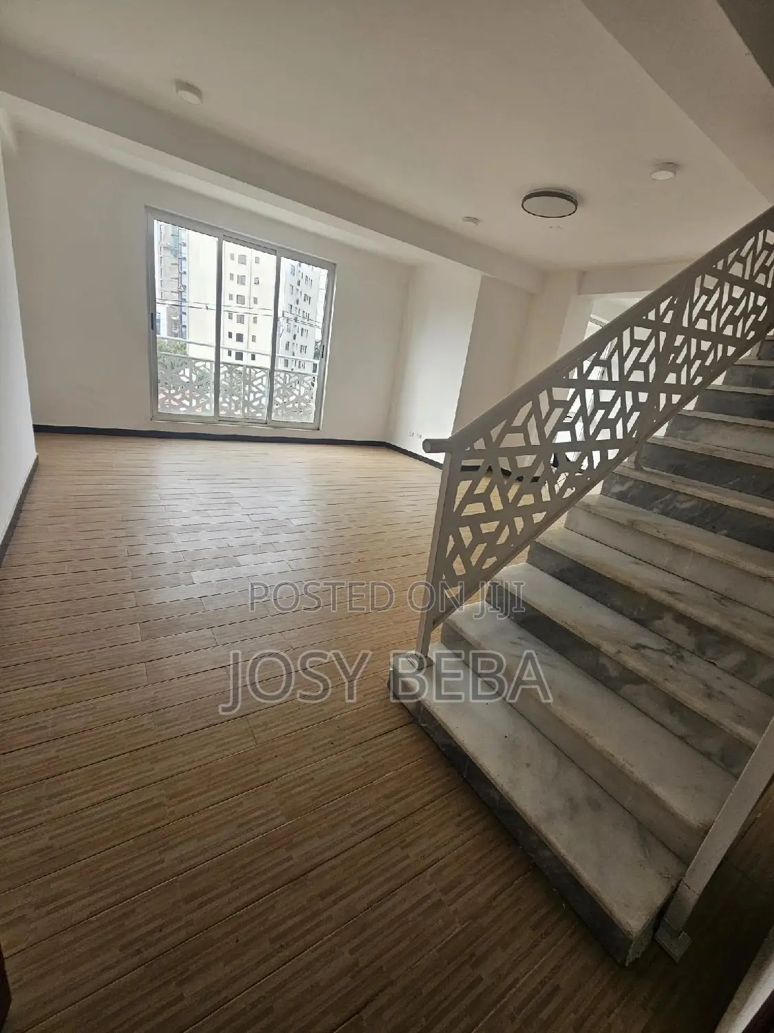 5bdrm Apartment in Bole for rent