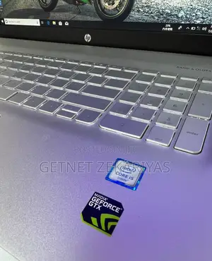 New Laptop HP Envy 15 8GB Intel Core I5 SSD 128GB