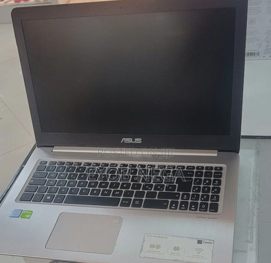 New Laptop Asus 8GB Intel Core I7 HDD 1T