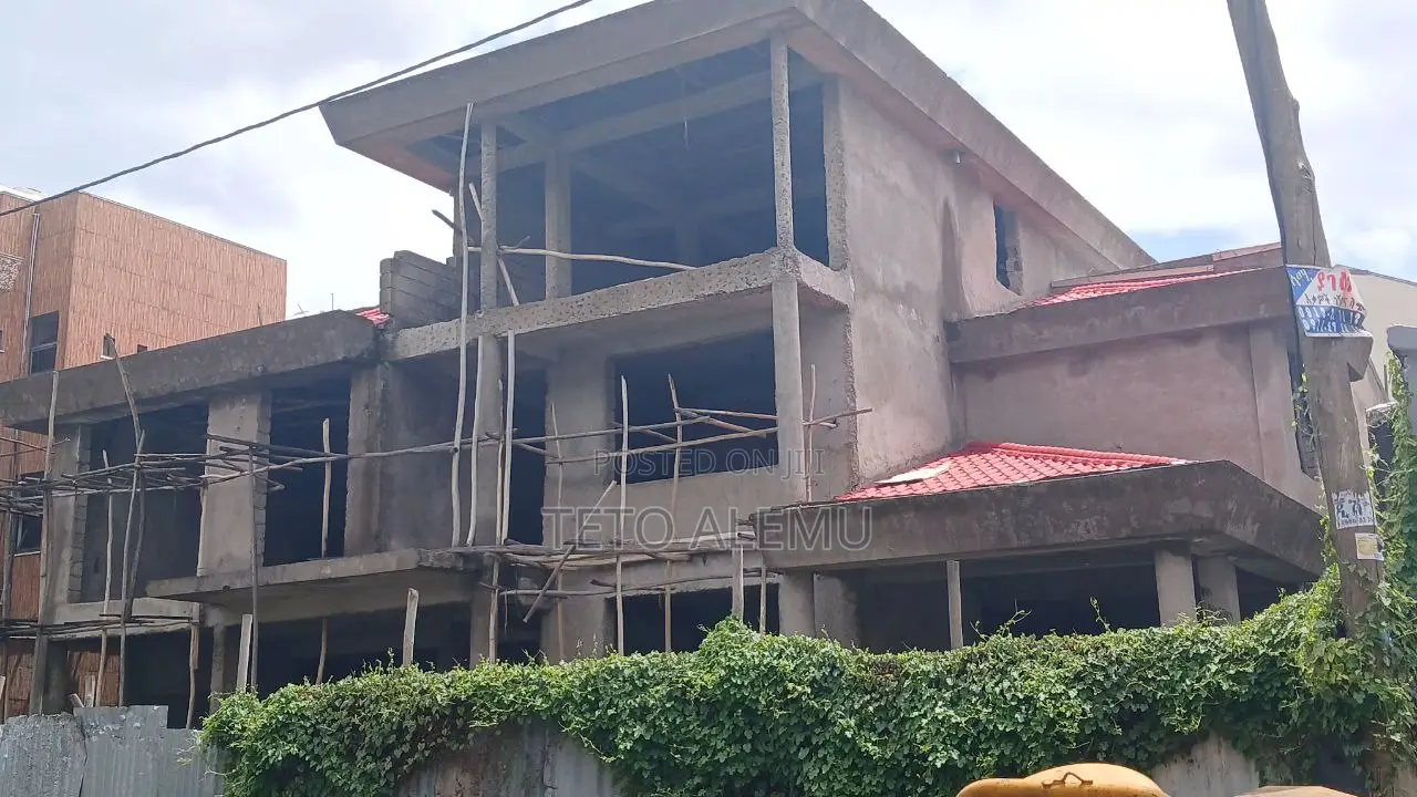 6bdrm House in የሚሸጥ ፌኒሽግ የቀርው አያት, Bole for sale