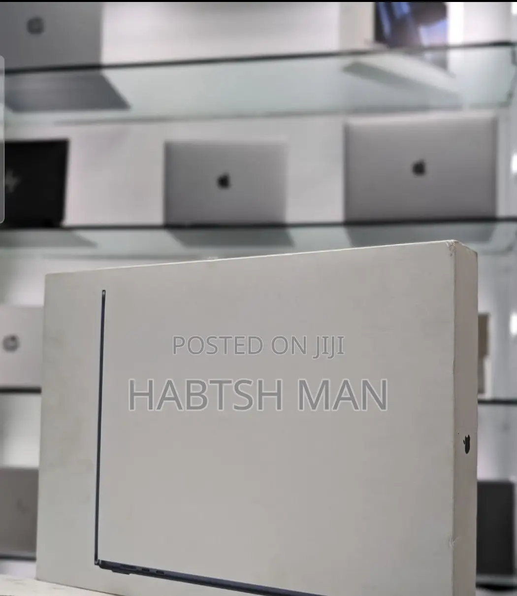 New Laptop Apple MacBook Air 2022 M2 8GB Apple M2 SSD 256GB