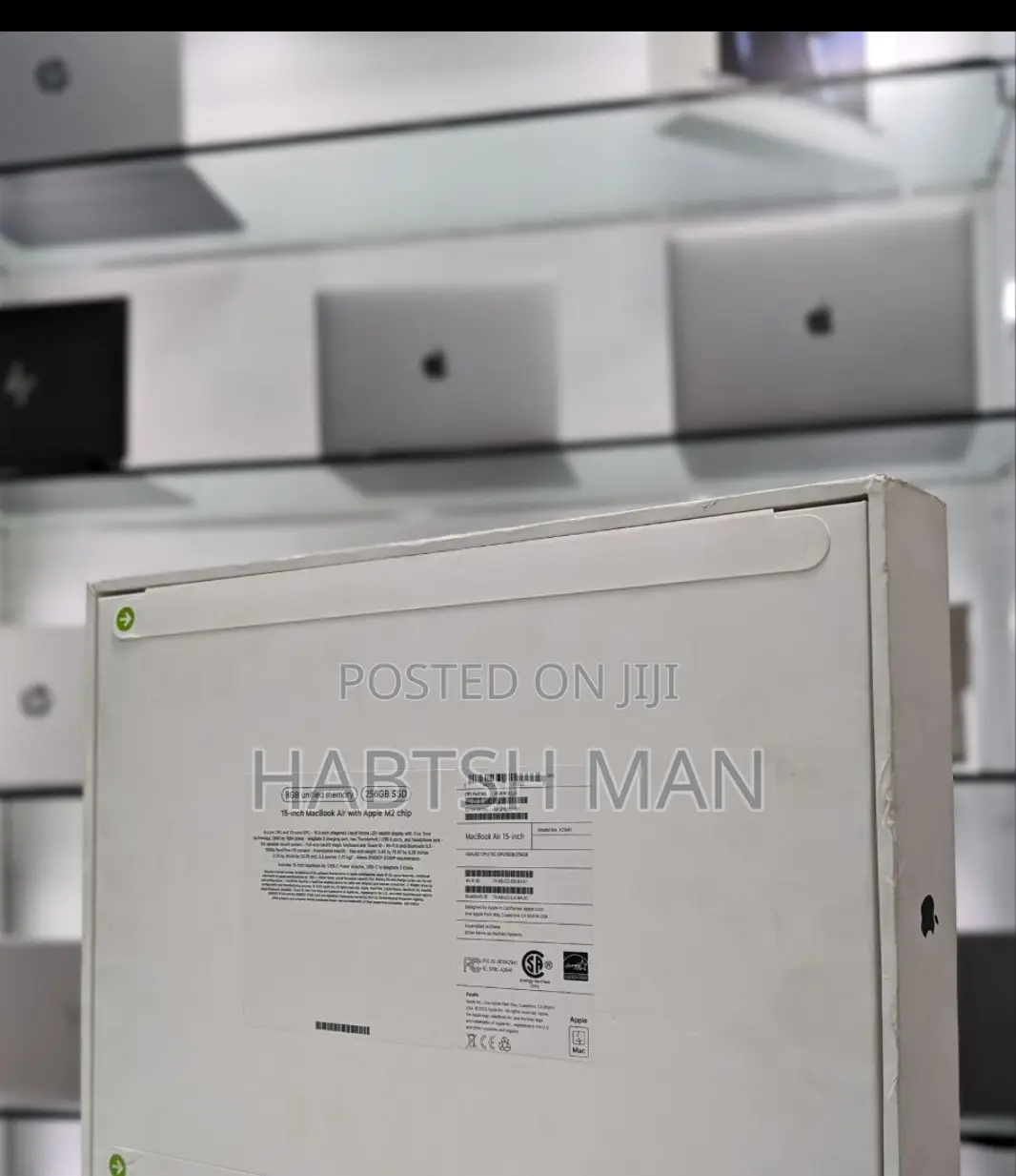 New Laptop Apple MacBook Air 2022 M2 8GB Apple M2 SSD 256GB