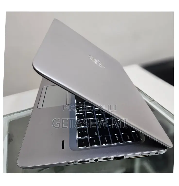 New Laptop HP Stream Notebook 8GB Intel Core I5 HDD 1T