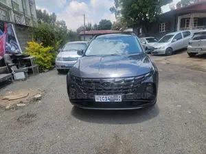 Photo - Hyundai Tucson 2021 Gray