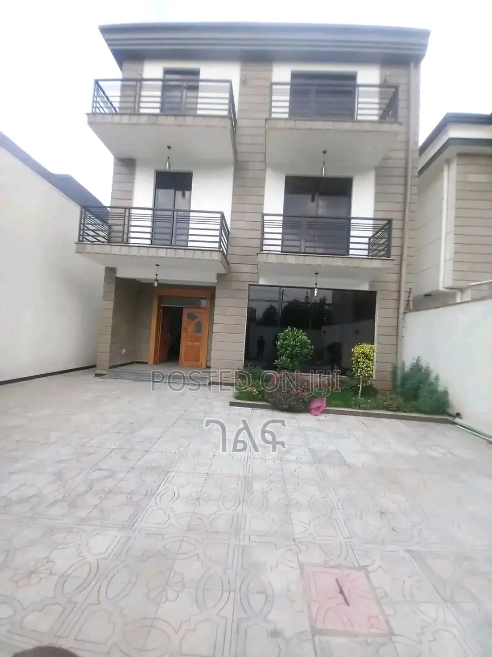 7bdrm House in ሳሚት ዋሽንግተን ለመኖሪያ, Bole for sale