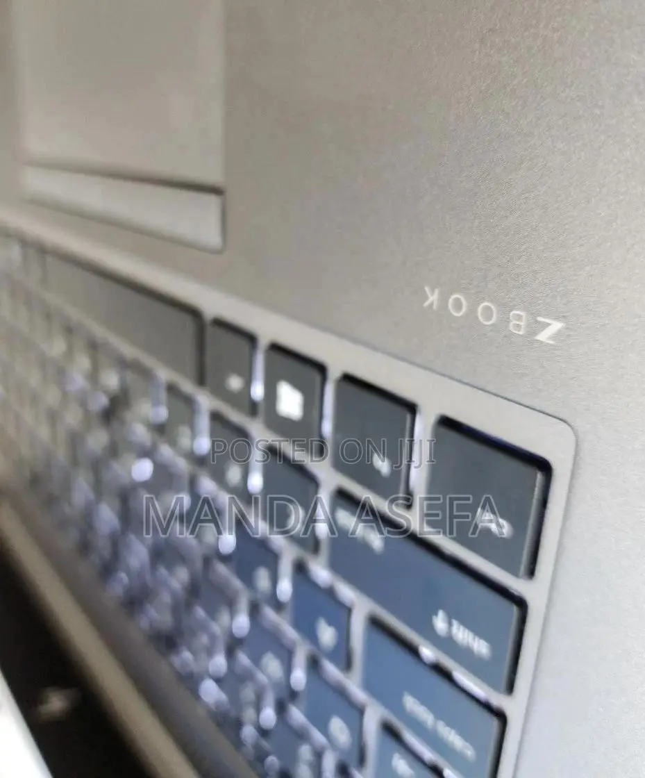 New Laptop HP ZBook 14 16GB Intel Core i7 SSD 512GB