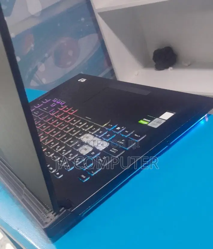 New Laptop Asus ROG Strix G15 16GB Intel Core I7 SSD 1T