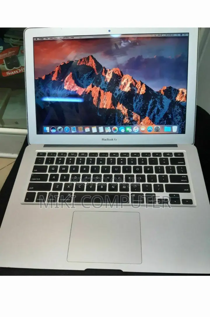New Laptop Apple MacBook Air 2013 4GB Intel Core I5 SSD 256GB