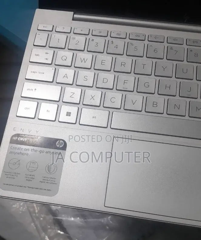 New Laptop HP Envy X360 16GB Intel Core I5 SSD 512GB