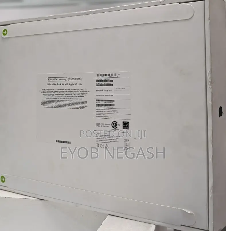New Laptop Apple MacBook Air 2023 M2 8GB Apple M2 SSD 256GB