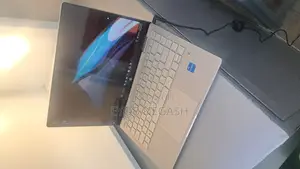 New Laptop Apple MacBook Air 2023 M2 8GB Apple M2 SSD 256GB