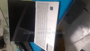 Photo - New Laptop HP Envy 13 16GB Intel Core I5 SSD 512GB