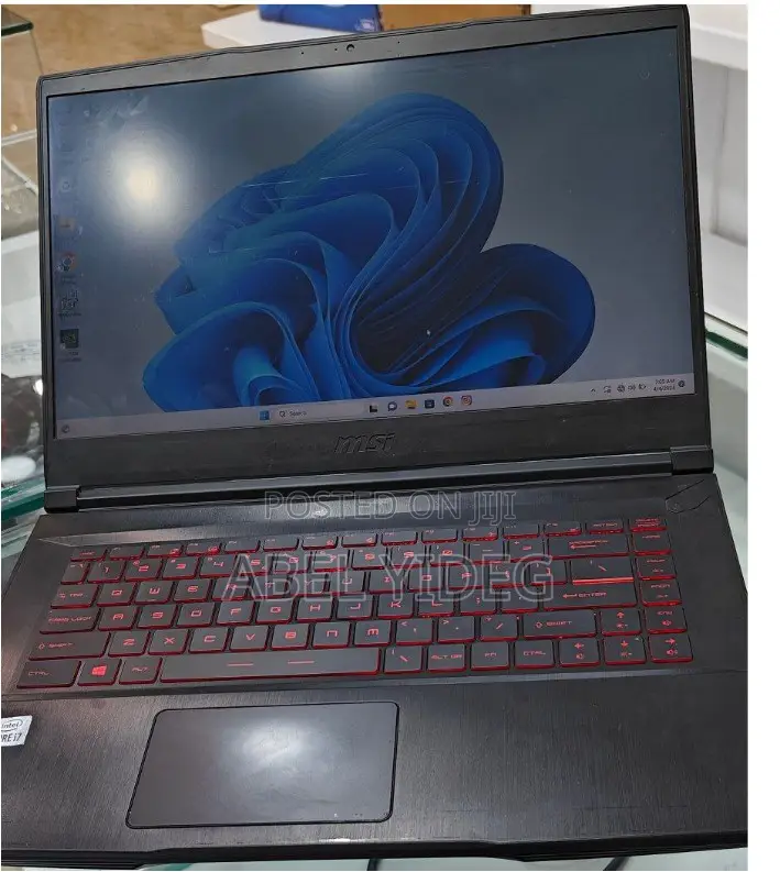 Laptop MSI Katana 15 16GB Intel Core I7 SSD 512GB