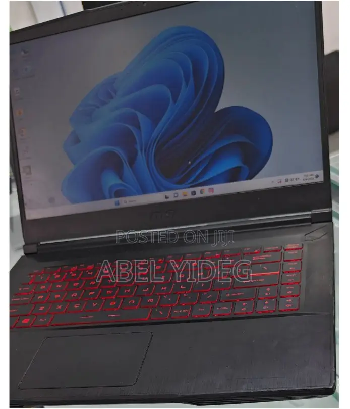 Laptop MSI Katana 15 16GB Intel Core I7 SSD 512GB