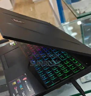 New Laptop MSI GP75 Leopard 16GB Intel Core I5 SSD 512GB