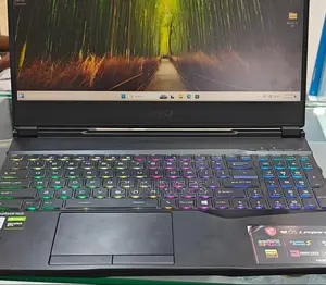 New Laptop MSI GP75 Leopard 16GB Intel Core I5 SSD 512GB