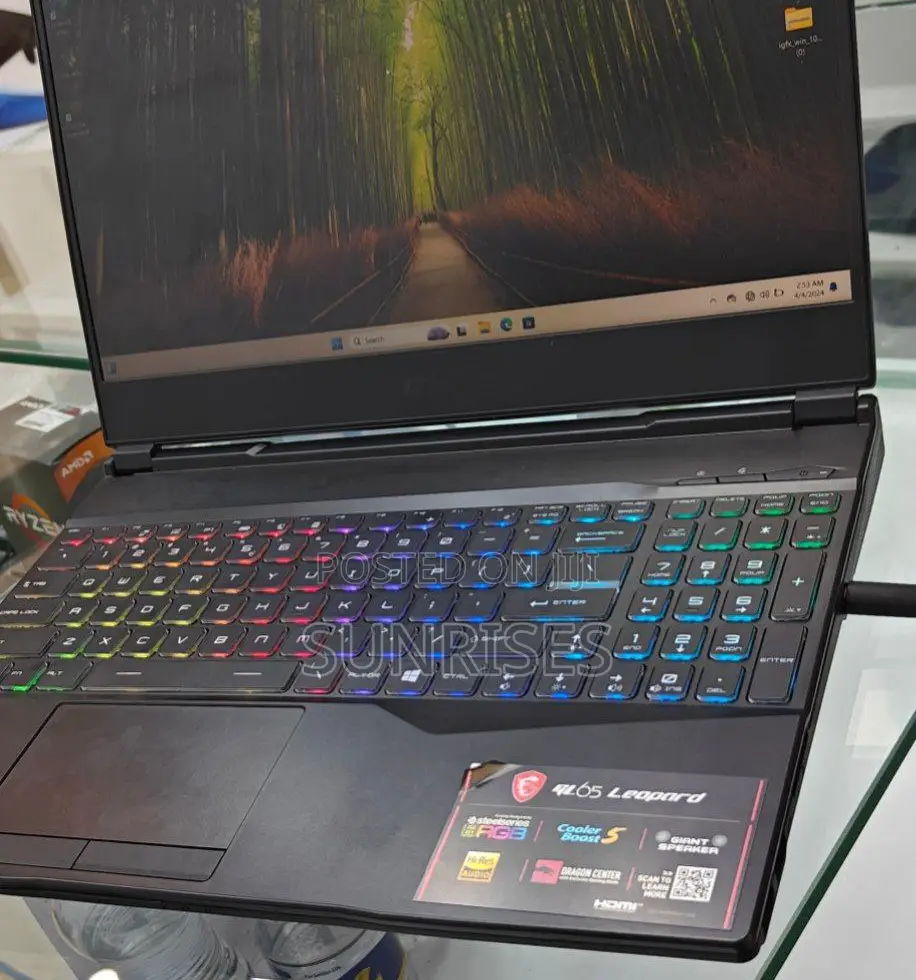 New Laptop MSI GP75 Leopard 16GB Intel Core I5 SSD 512GB