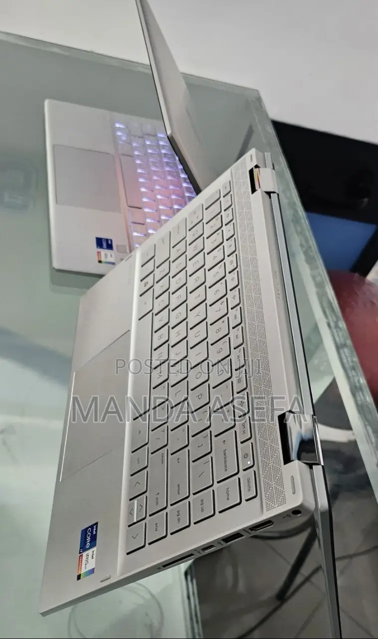 New Laptop HP Envy X360 8GB Intel Core I5 SSD 512GB
