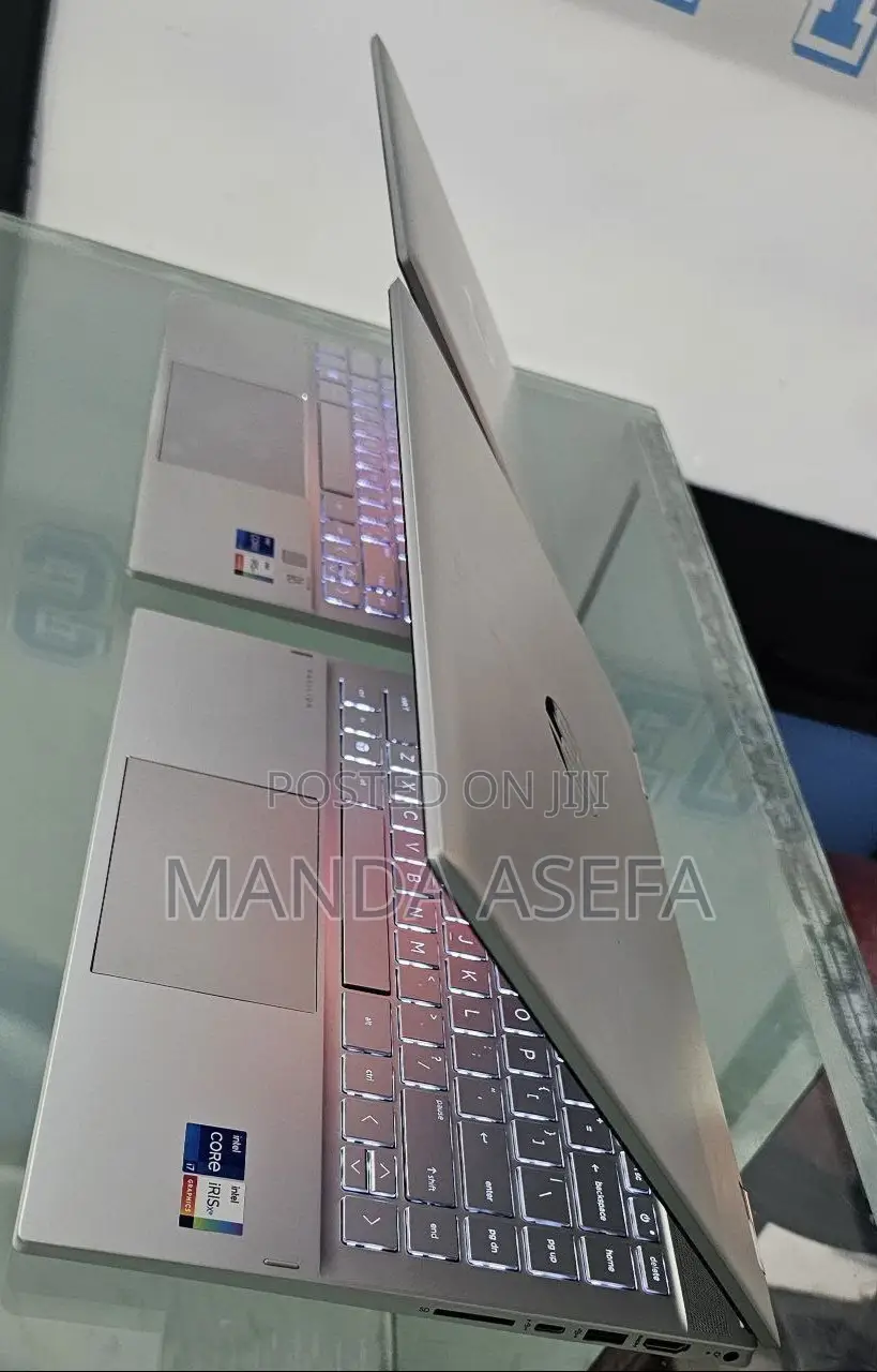 New Laptop HP Envy X360 8GB Intel Core I5 SSD 512GB