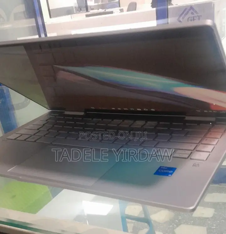 New Laptop HP Pavilion 15 8GB Intel Core I5 SSD 512GB