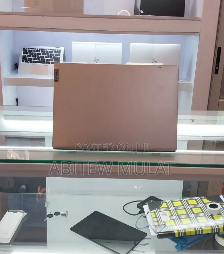 New Laptop Lenovo Ideapad 3 12GB AMD Ryzen 3 SSD 256GB