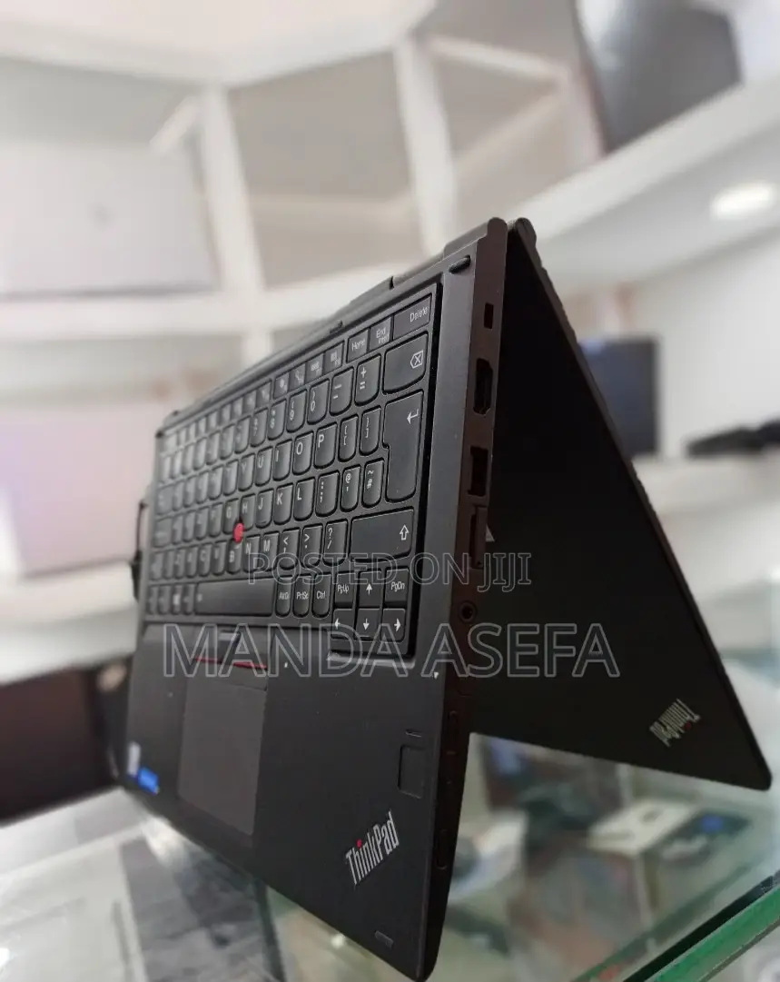 New Laptop Lenovo ThinkPad Yoga 16GB Intel Core I7 SSD 512GB