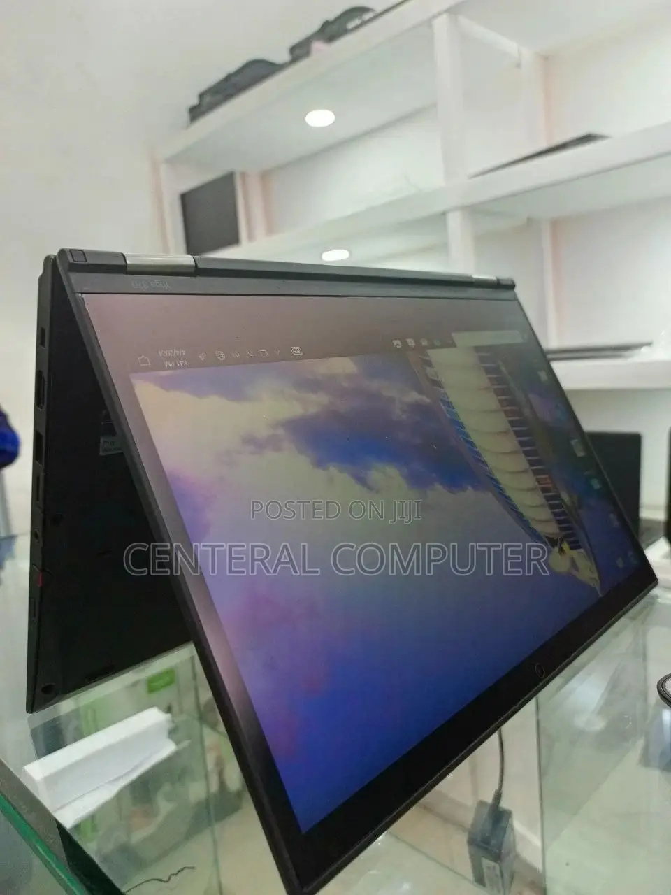 New Laptop Lenovo ThinkPad Yoga 16GB Intel Core I7 SSD 512GB