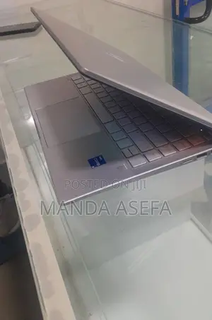 Photo - New Laptop HP Pavilion 14 8GB Intel Core I7 SSD 512GB